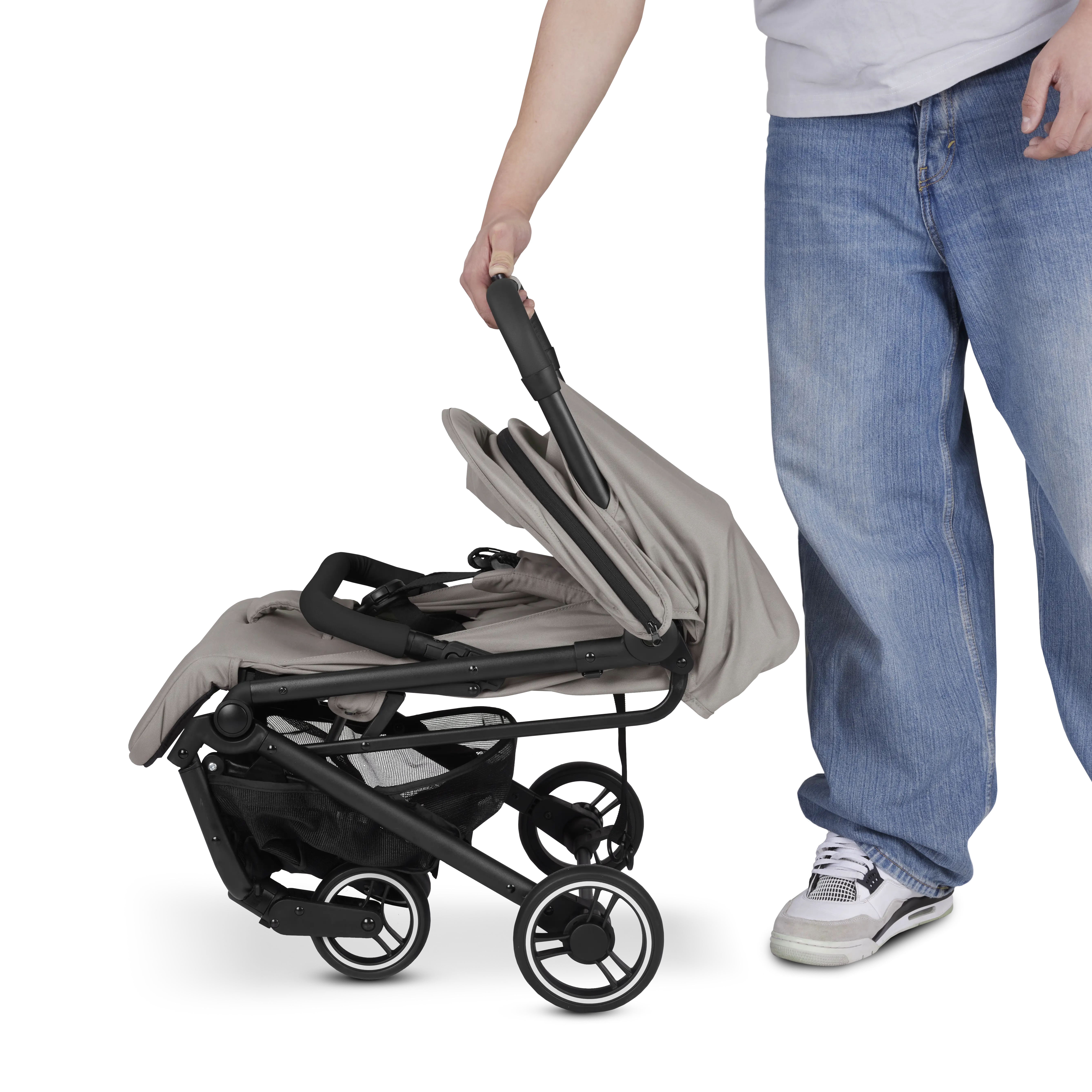 Facile à utiliser grâce à son système de pliage d’une seule main