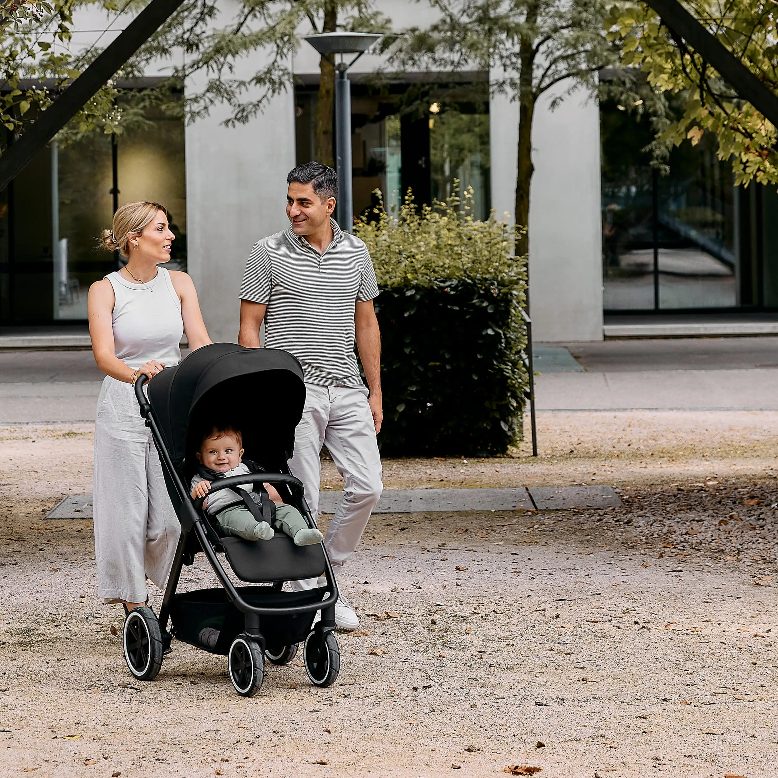 Poussette Avus 2 Air  avec pneus à air - Coal