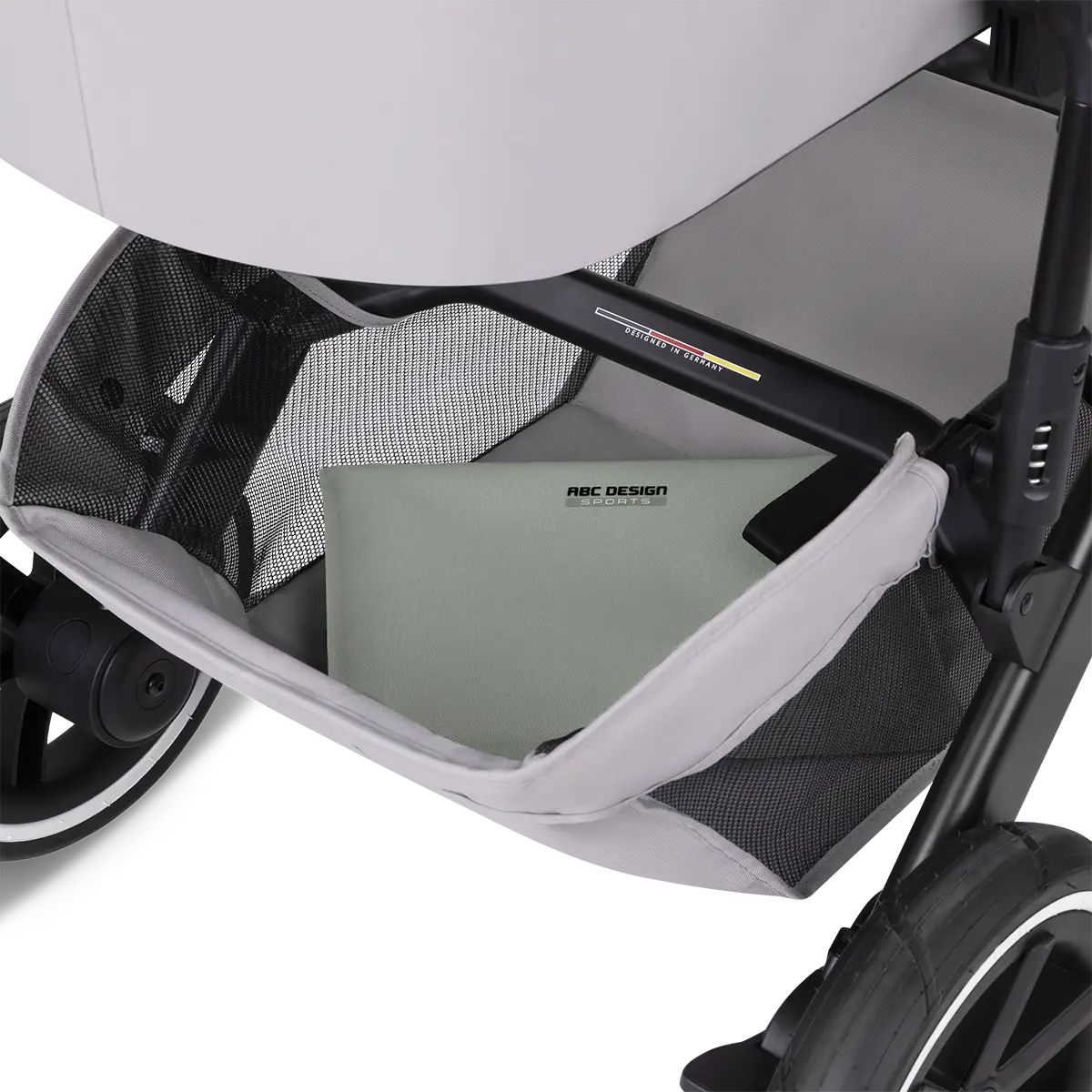 Compact & polyvalent