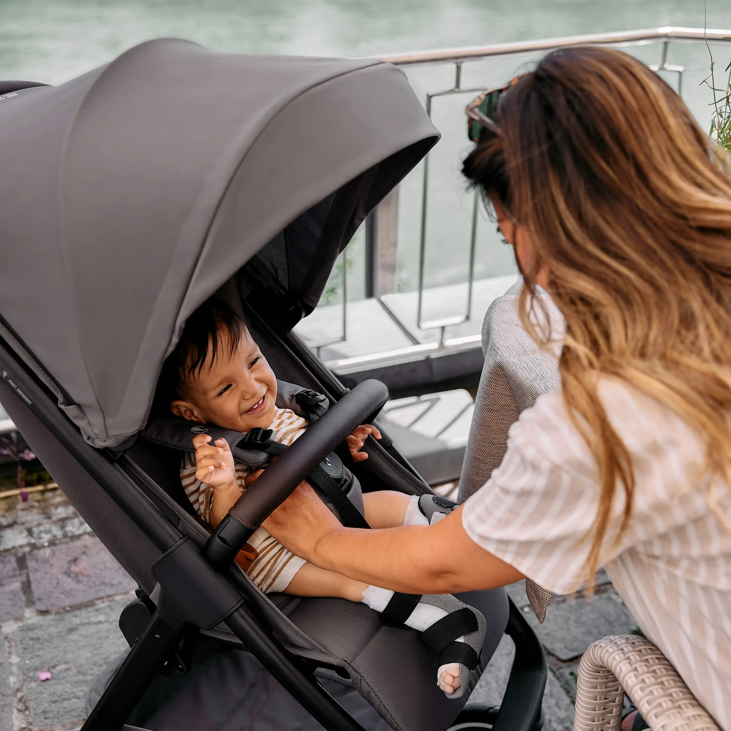 Poussette Avus 2 Air  avec pneus à air - Falcon