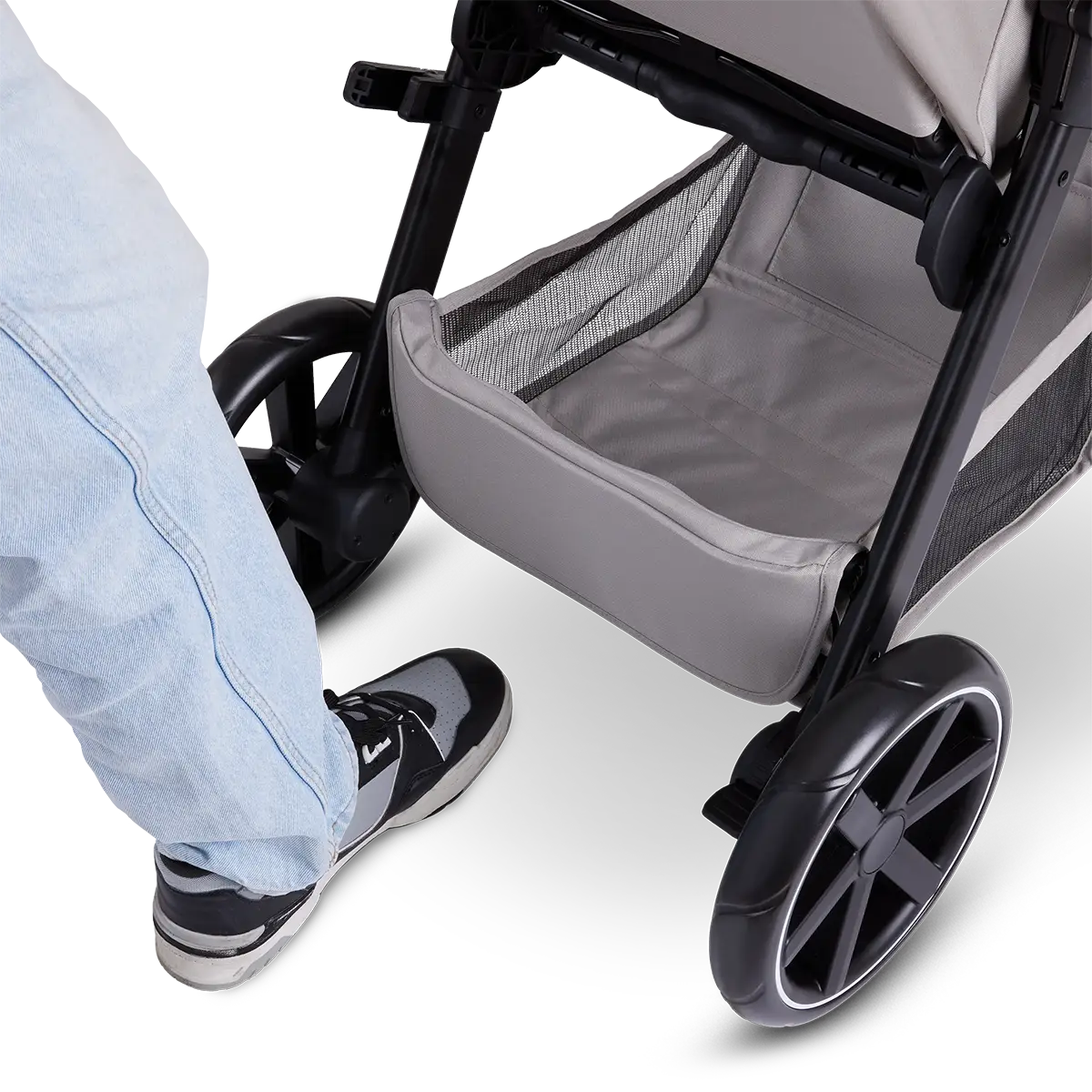 Beaucoup d'espace pour les jambes en poussant