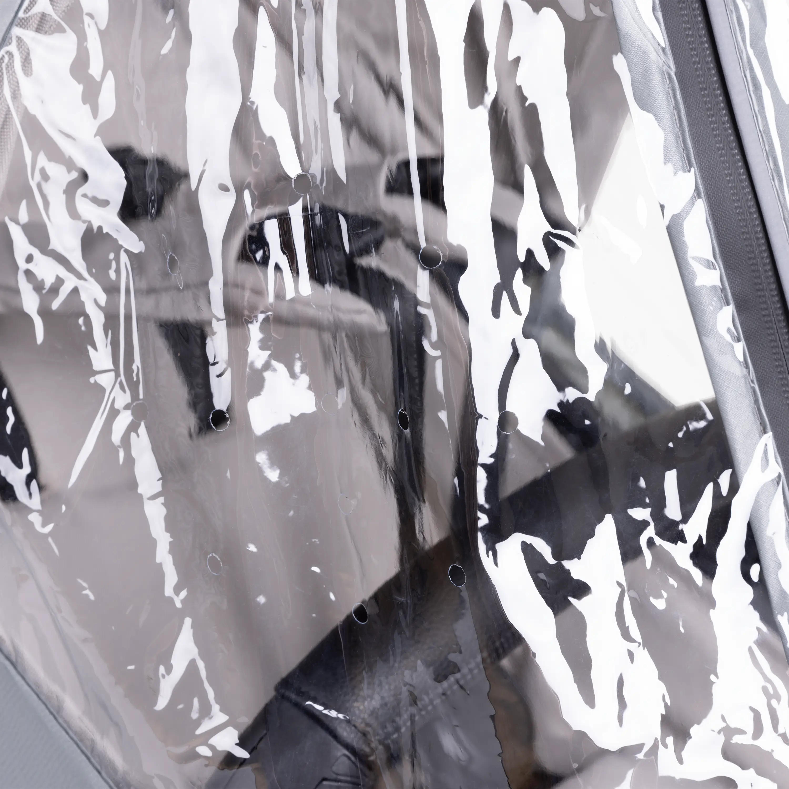 Air frais : trous d'aération latéraux